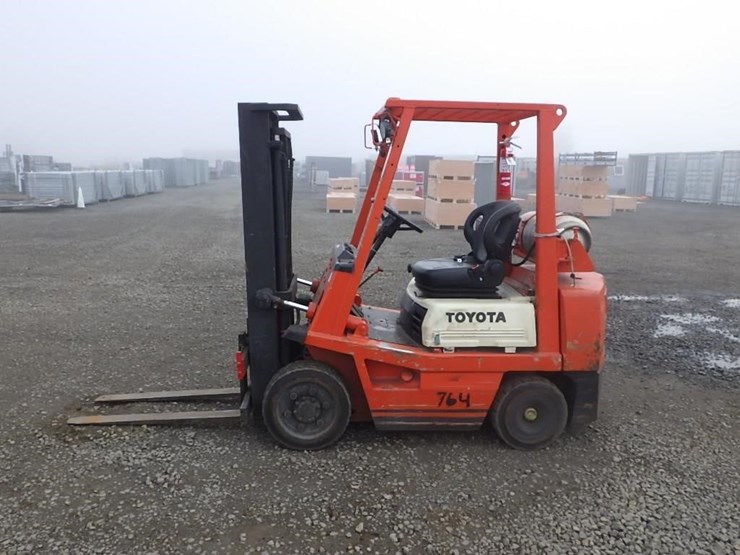 toyota-62-4fgc25-forklift-image-6