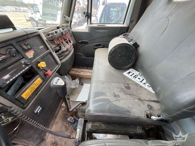 2012-international-workstar-7300-image-12