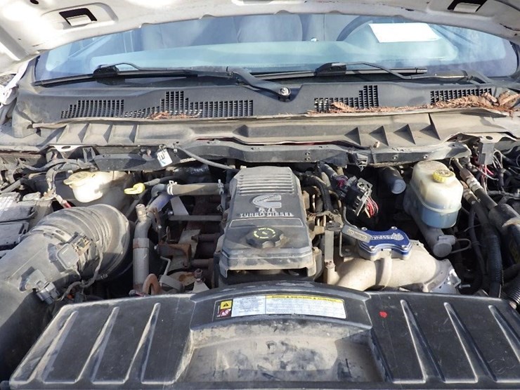 2010-dodge-2500-image-10