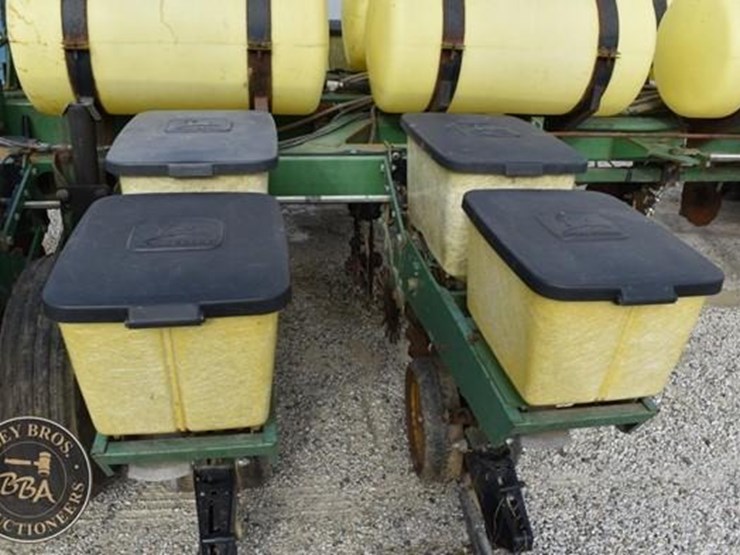 1984-john-deere-7000-image-16