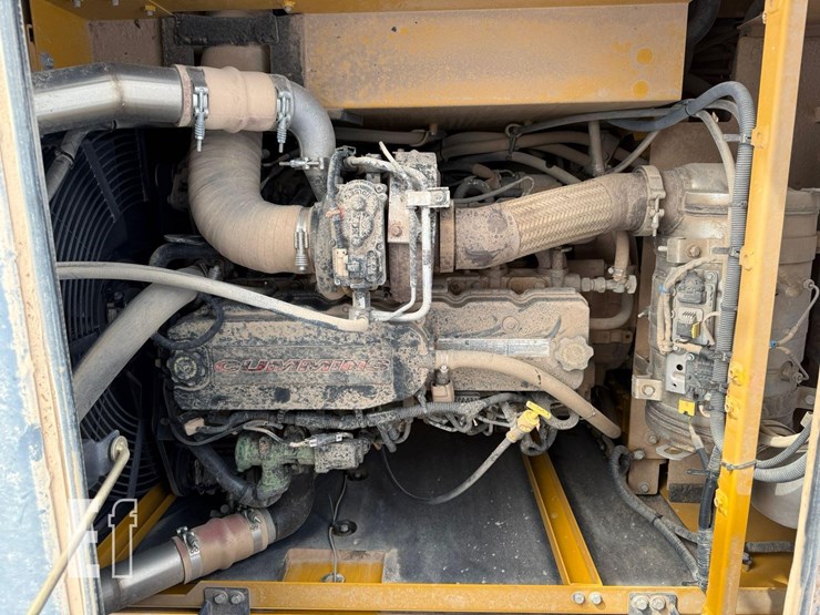 2022-xcmg-xe210u-image-32