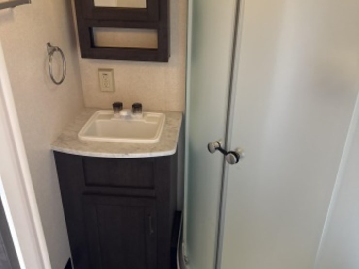 2019-forest-river-smt251ssxl-ca-toy-hauler-image-25