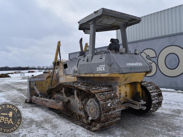 komatsu-d65ex-12-image-5