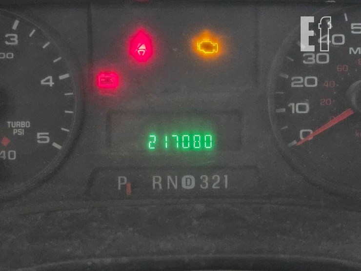 2006-ford-f550-image-11