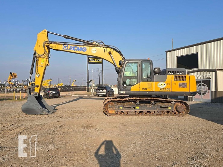 2022-xcmg-xe210u-image-5