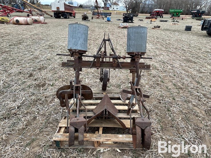 antique-planter-image-6