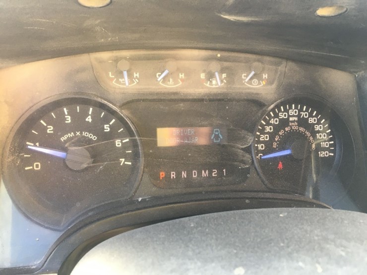 2011-ford-f150-xl-image-6