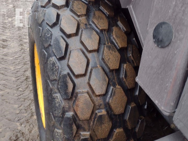 2014-volvo-sd115-image-24