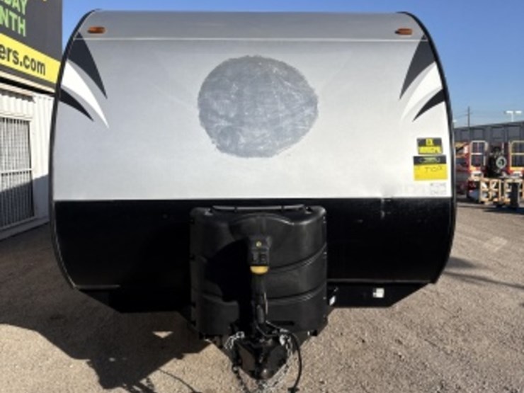 2019-forest-river-smt251ssxl-ca-toy-hauler-image-3