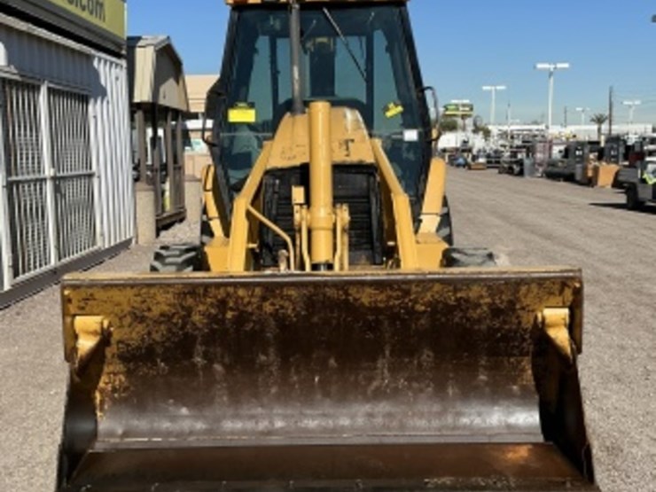 caterpillar-420d-image-3