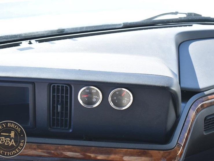 2019-international-lt-image-59