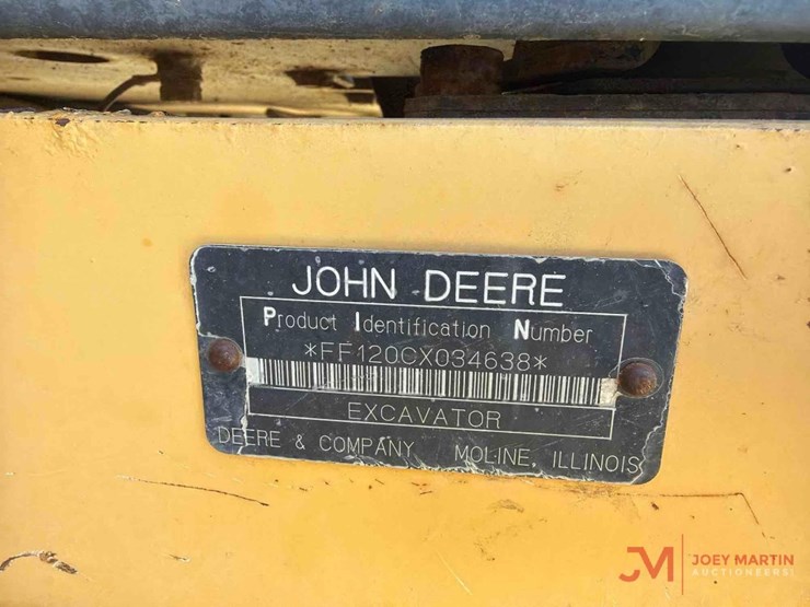 deere-120c-image-16