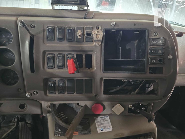 2007-mack-chn613-image-14