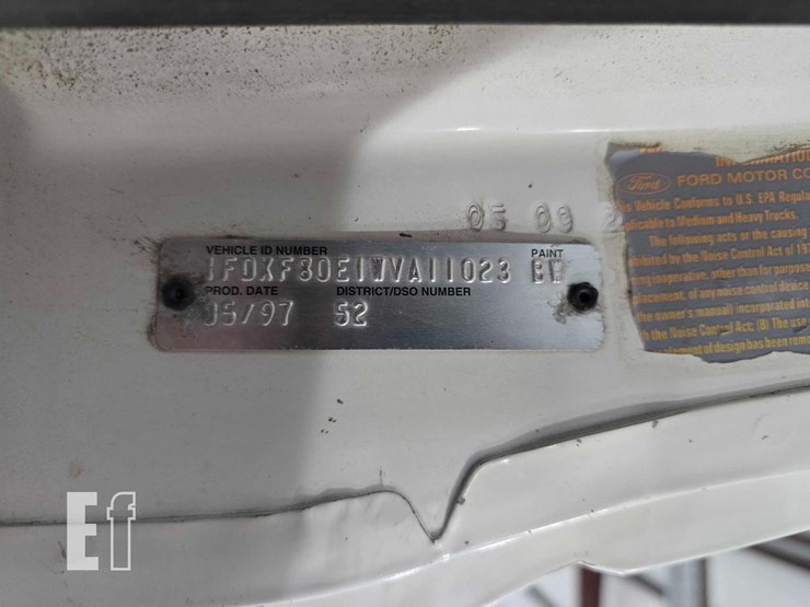1998-ford-f800-image-26