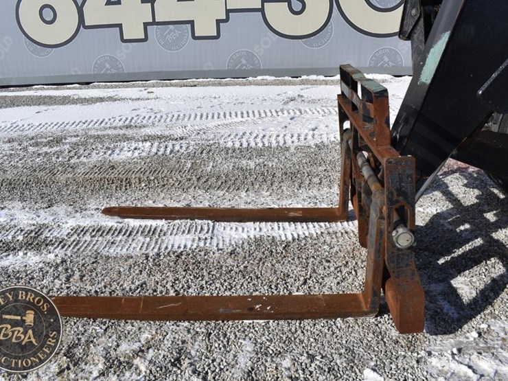 2017-sky-trak-10054-image-16