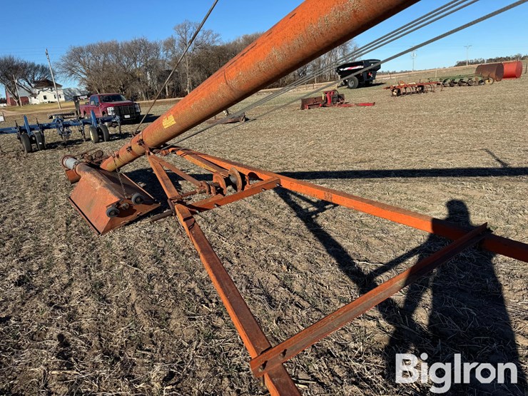 sudenga-8"x65'-auger-w/swing-out-hopper-image-14