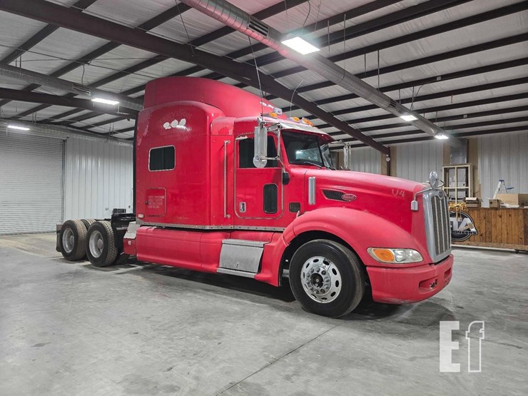 2008-peterbilt-386-image-2