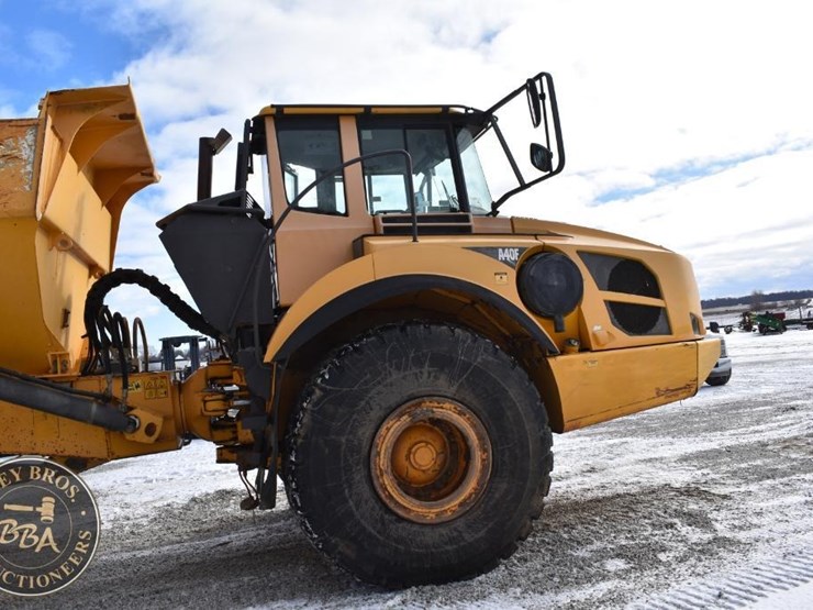 2012-volvo-a40f-image-11