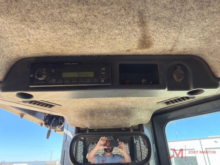 deere-700k-lgp-image-21