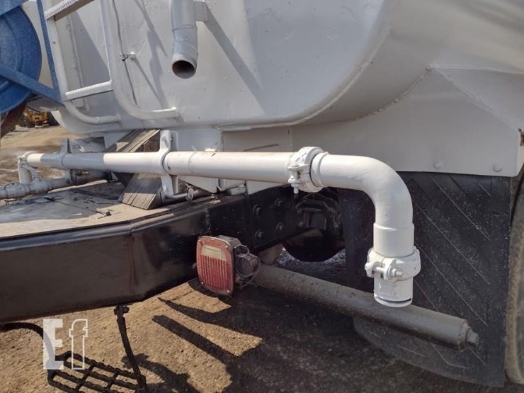 ford-f750-xl-image-32