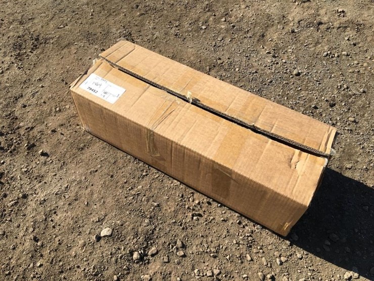 unused-hydraulic-thumb-attachment,-image-1