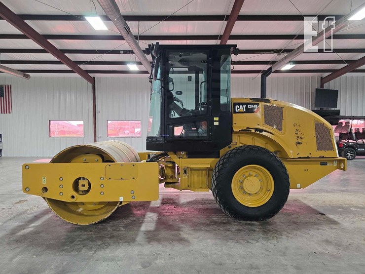 2020-caterpillar-cs44b-image-5