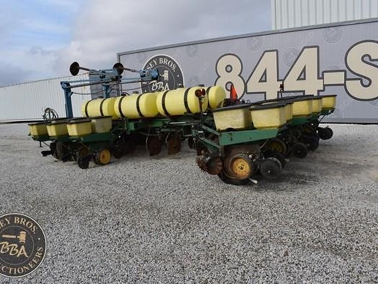 1984-john-deere-7000-image-3