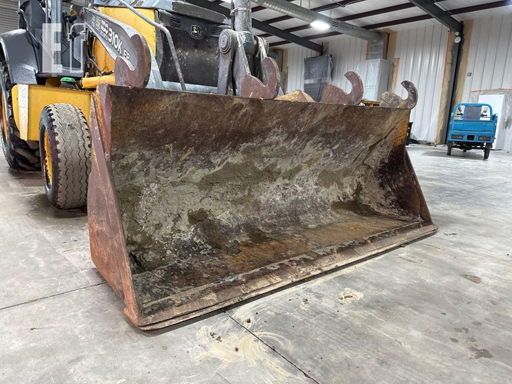 2014-deere-310k-ep-image-10