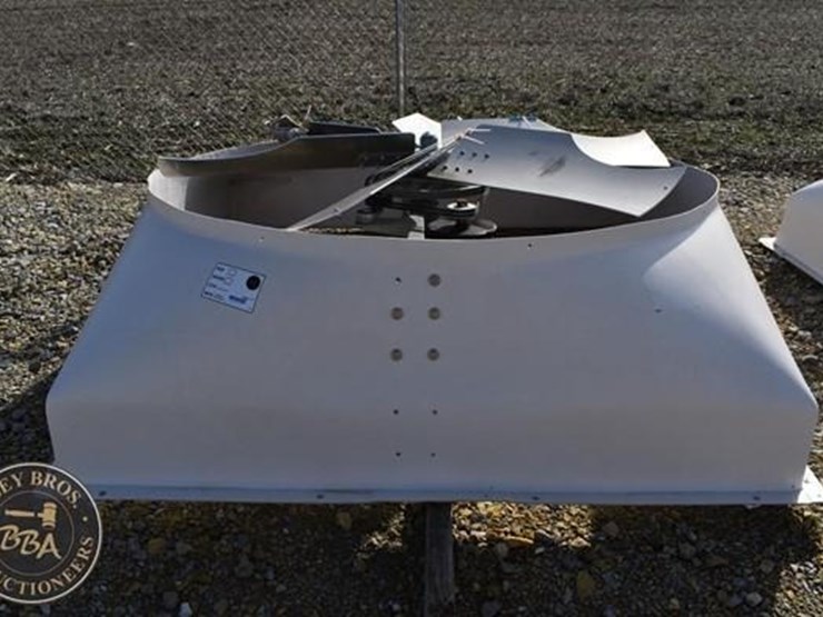 ventec-72in-barn-fan-38946-image-1