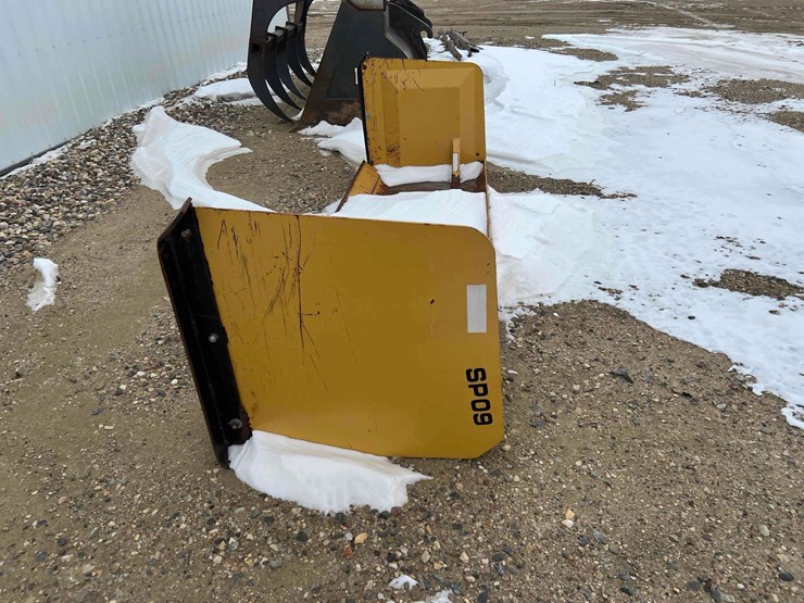 industrias-america-snow-pusher-image-1