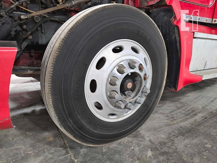 2008-peterbilt-386-image-24