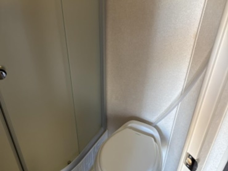 2019-forest-river-smt251ssxl-ca-toy-hauler-image-24