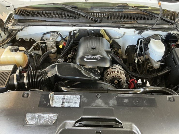 2005-gmc-sierra-3500-image-14