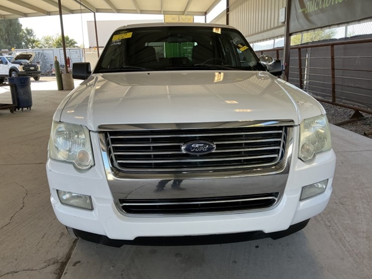 2008-ford-explorer-image-3