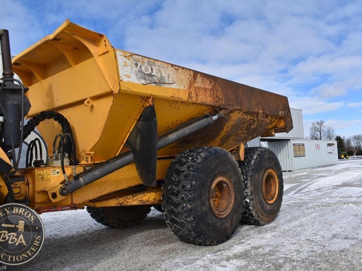 2012-volvo-a40f-image-14