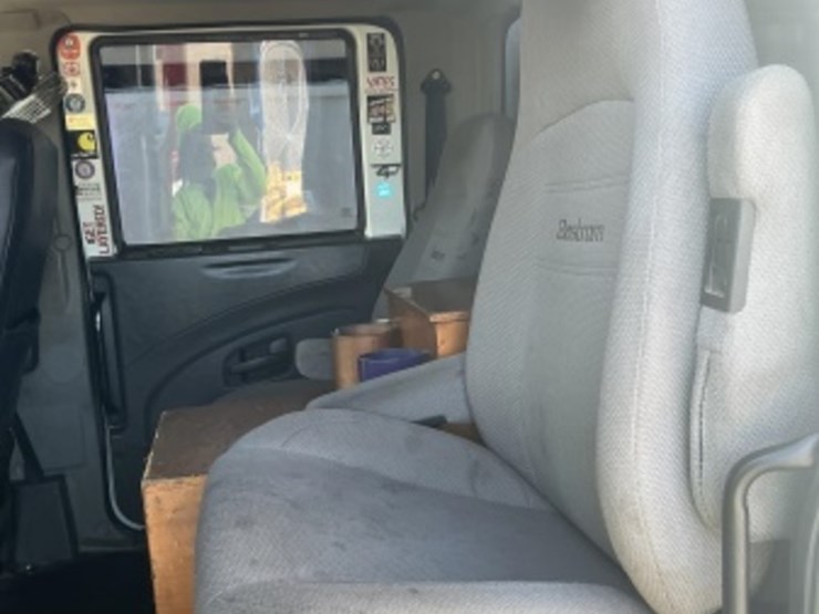 2014-international-7500-u/t-image-39