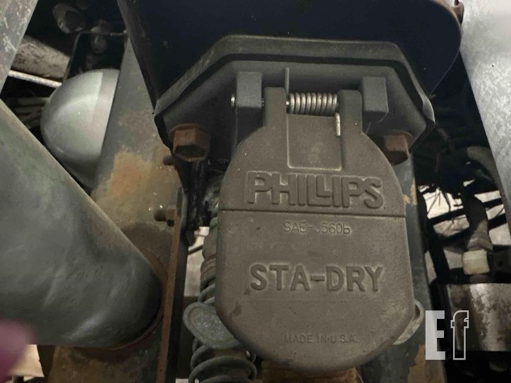 2009-mack-granite-gu713-image-33