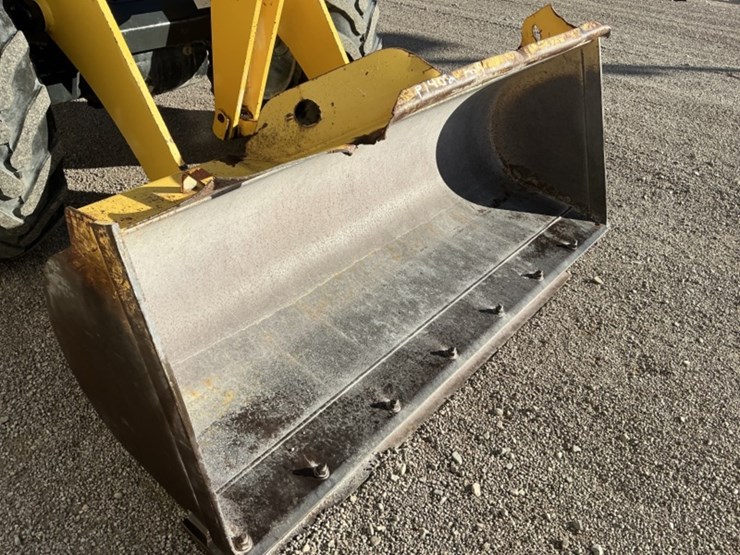 komatsu-wa100-5-image-20