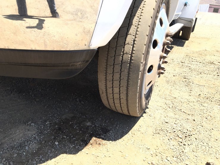 2018-dodge-ram-5500-image-11