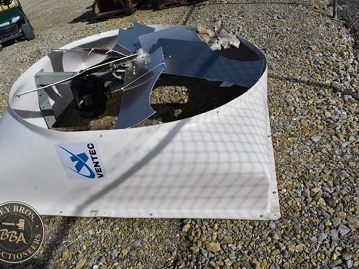 ventec-72in-barn-fan-38946-image-4