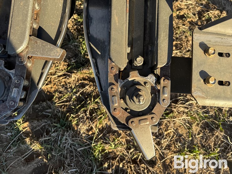 2013-agco-3000-image-12