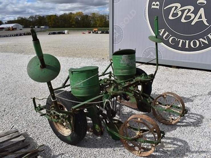 john-deere-2rw-image-3