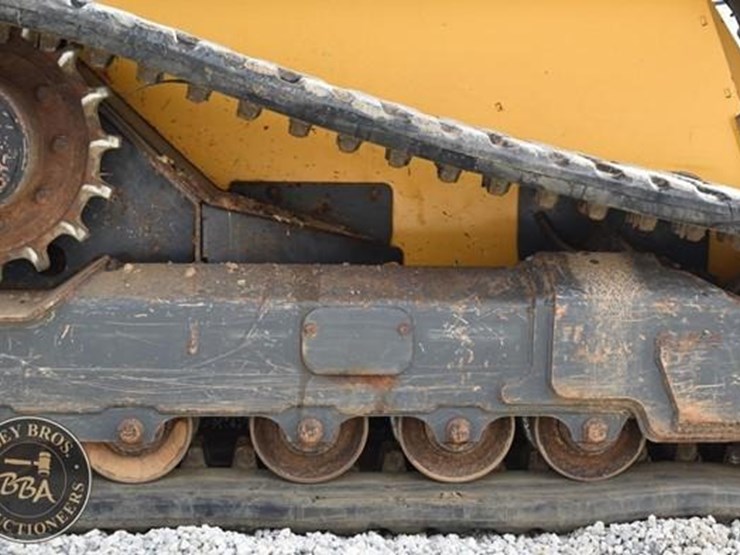 2019-deere-333g-image-35