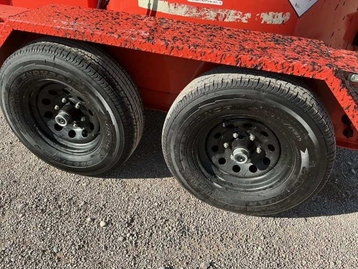 2018-crafco-ss250d-towable-crack-sealer-image-8