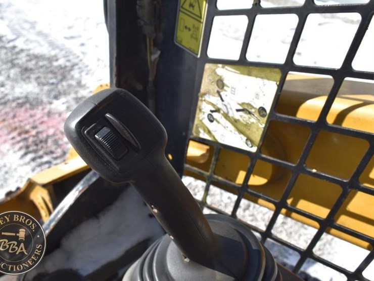 2019-caterpillar-259d-image-49