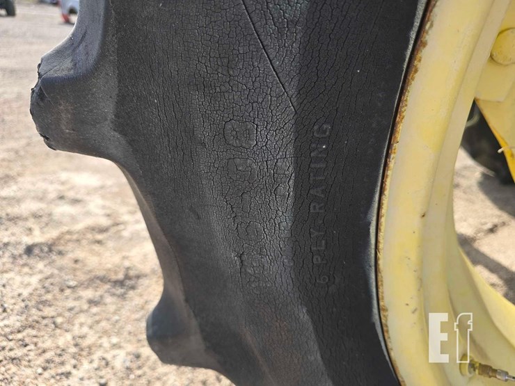 john-deere-6405-image-17