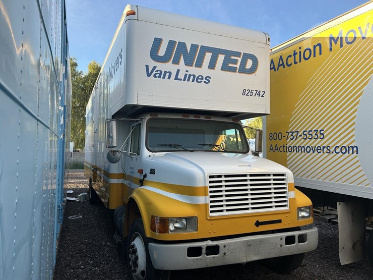 2001-international-4700-image-4