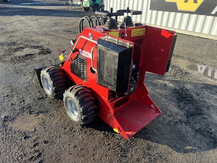 2025-sdlool-sl323wj-mini-skidsteer-loader-image-6