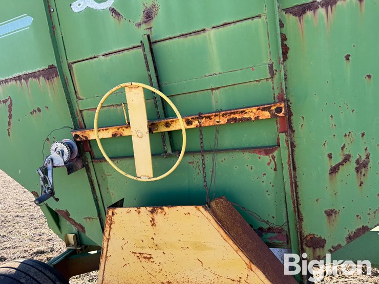 demco-gravity-wagon-image-20