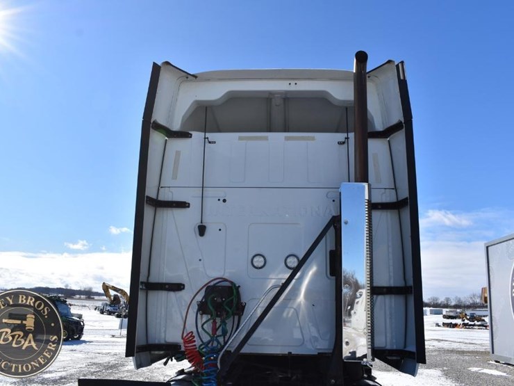 2019-international-lt-image-23